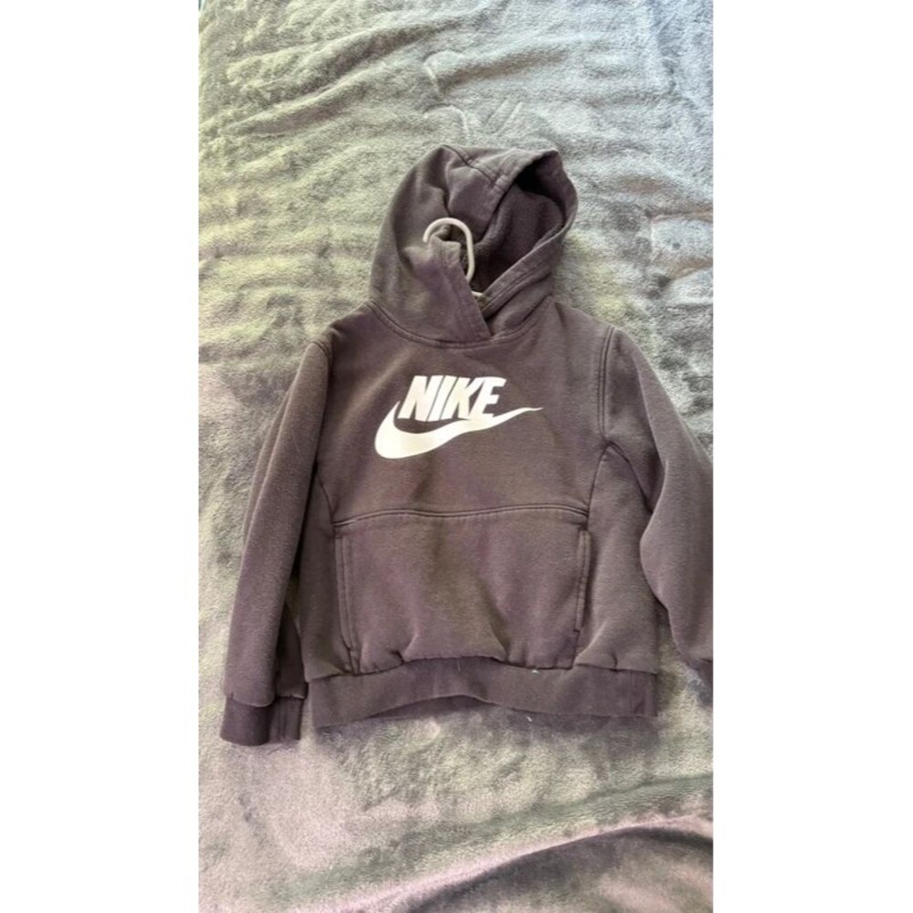 Nike sz 6 hoodie